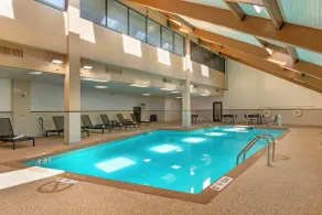 Best Western Plus Kansas City Sports Complex Hotel - Piscine