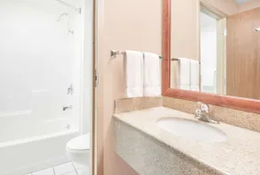 Baymont by Wyndham Springfield South Hwy 65 - Salle de bain