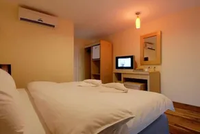 Jerung Hotel - Room