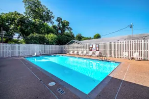 Red Roof Inn San Marcos - Piscina