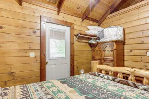 Cozy Pelsor Cabin w/ Mountain & Valley Views! - Innvendig