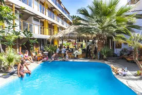 Banana's Adventure Hostel - Piscine