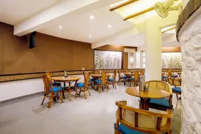 Treebo Premium Niraali Executive, Hinjewadi - Restaurant