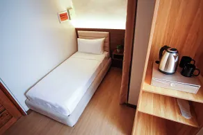 Gonzales Hotel - Room