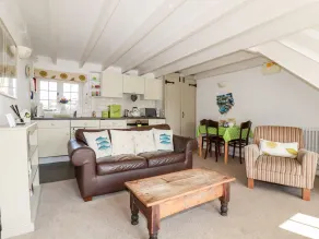 Slate Cottage - Living room