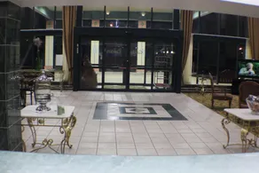 The Garden Inn - Lobby