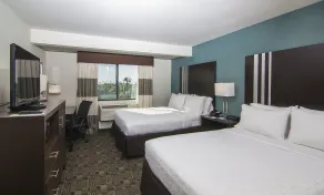 Holiday Inn Express & Suites Carlsbad Beach by IHG - Chambre