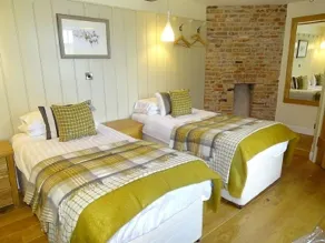 Cann Office Hotel - Room