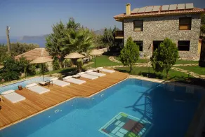 An Unspoilt Setting, Luxurious Surroundings and a Warm, Personal Welcome - Pool