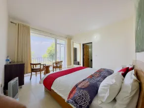 Shree Parijat Resort - Luxury Resort in Mukteshwar - Room
