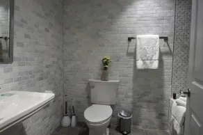 5 BR - Sleeps 8! Steps from Bourbon Street! - Salle de bain