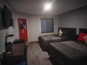 Lizvan Hotel-Motel - Room