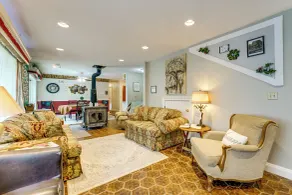Southeast Michigan Escape w/ Outdoor Fun - Interior