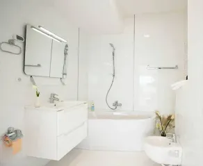 Sea View Penthouse Mamaia - Bathroom