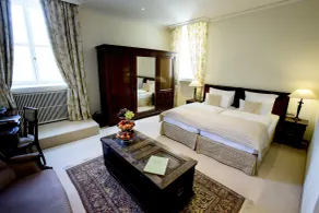 Schlosshotel Hugenpoet - Chambre
