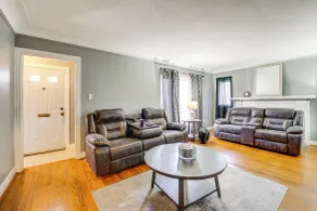 Fall in Detroit: Pets & Extended Stays Welcome! - Innvendig