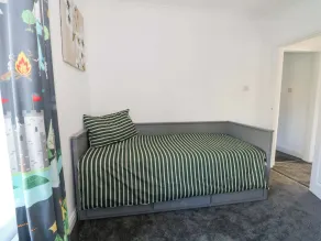Ash House - Quarto