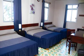 Hotel Cortaza Galería - Room