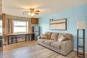 Walk to Oakland City University: Modern Apartment! - Innenbereich