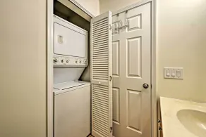 Charming Cottage - Steps to Point Pleasant Beach! - Badezimmer