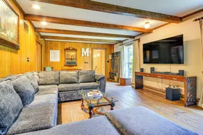 2 Mi to Main St Thomasville: Family Home w/ Games - Interior
