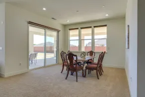 Private Yard & Patio! Modern Manteca Gem - Innenbereich
