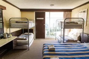 Snowy Valley - Hostel - Quarto