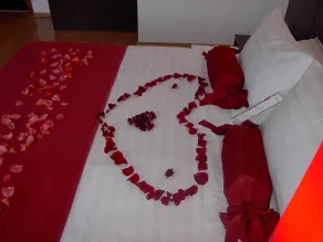 Unique Boutique - Room