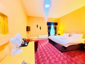 Wrexham Llyndir Hotel by Belvilla - Zimmer