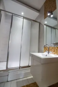 Element Suites - Bathroom