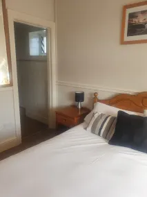 The Shrubbery Hotel - Room