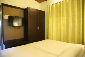 Silvanus Forest Retreat, Alibaug - Værelse