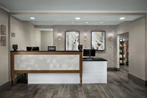 Homewood Suites by Hilton at The Waterfront - Réception