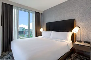 Homewood Suites by Hilton Montreal Downtown, QC - Chambre