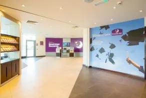 Premier Inn Cambridge East - Newmarket Road - Reception