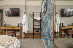 The West Bay Hotel - Zimmer