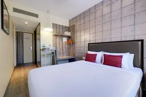 7 Apple Hotel, Vadodara - Room