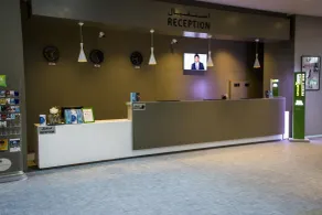 Ibis Styles Dubai Jumeira - Recepción
