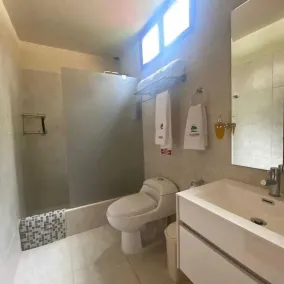 Casa de Campo Bungalows & Suites - Baño