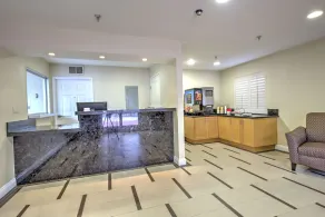 Burbank Inn and Suites - Réception