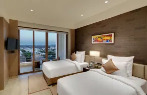 Wyndham Ahmedabad Shela - Room