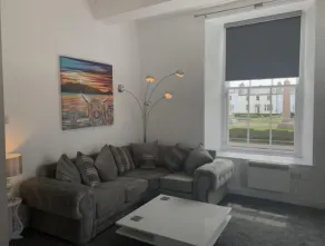 Ayr Cozy Corner Apartment - Værelse
