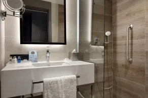 Radisson Hotel Izmir Aliaga - Baño