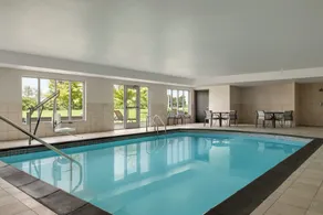 Holiday Inn Express & Suites North Fremont by IHG - Pool