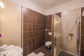 Sommer Panzió - Badezimmer