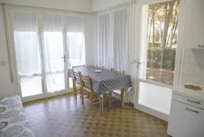 Apartment in pine forest near the beach - Værelse