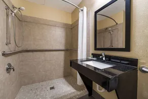Best Western Bradbury Inn & Suites - Salle de bain