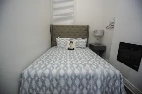 4 BR - Sleeps 8! Best location next to Bourbon Street! - Chambre