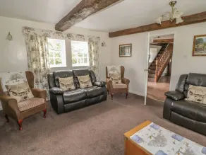 The Farmhouse - Sala de estar