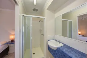 Discovery Parks - Coolwaters, Yeppoon - Bathroom